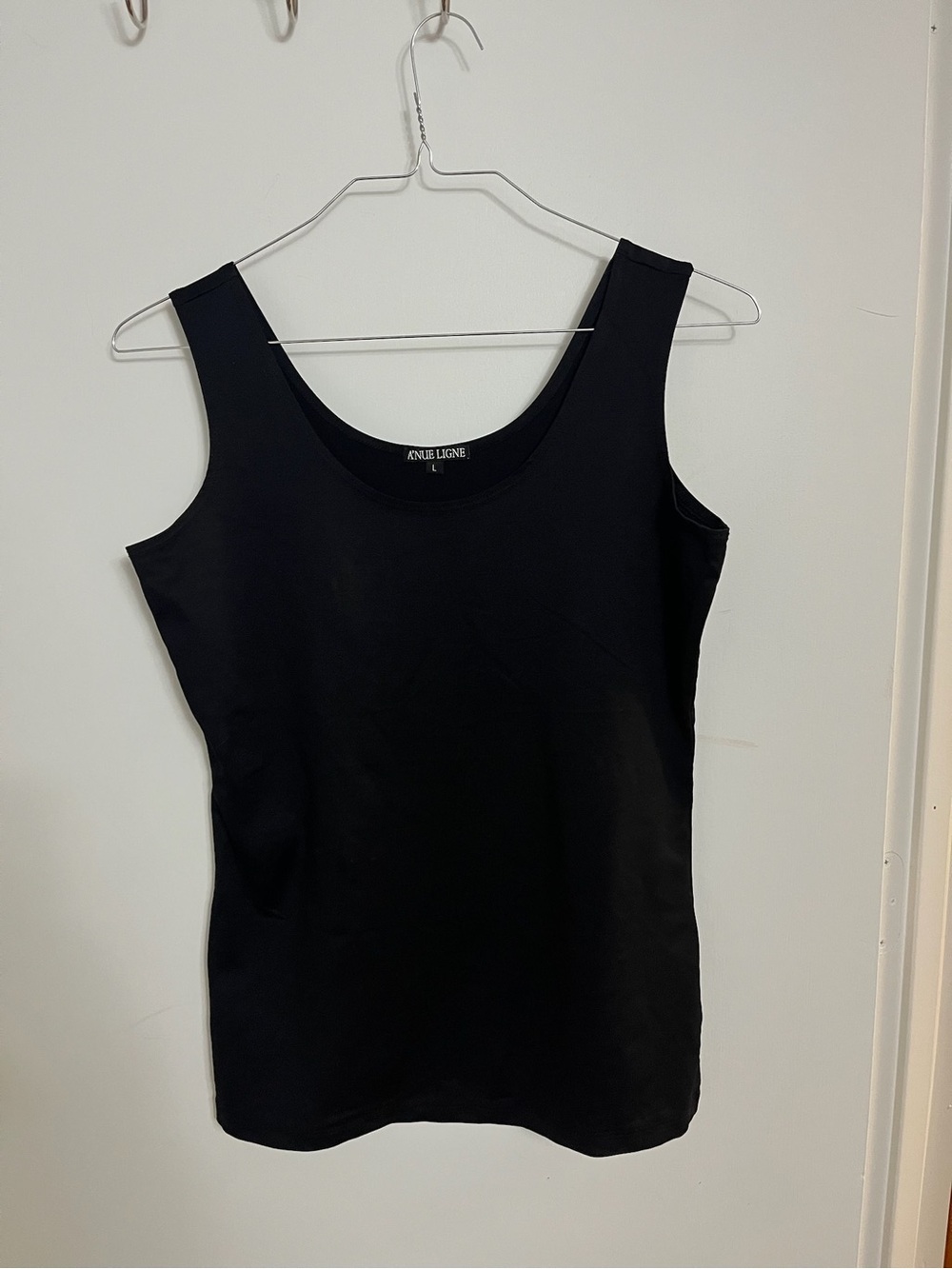 Anne Klein Black Scoop Tank — Sleek Everyday Layering Top